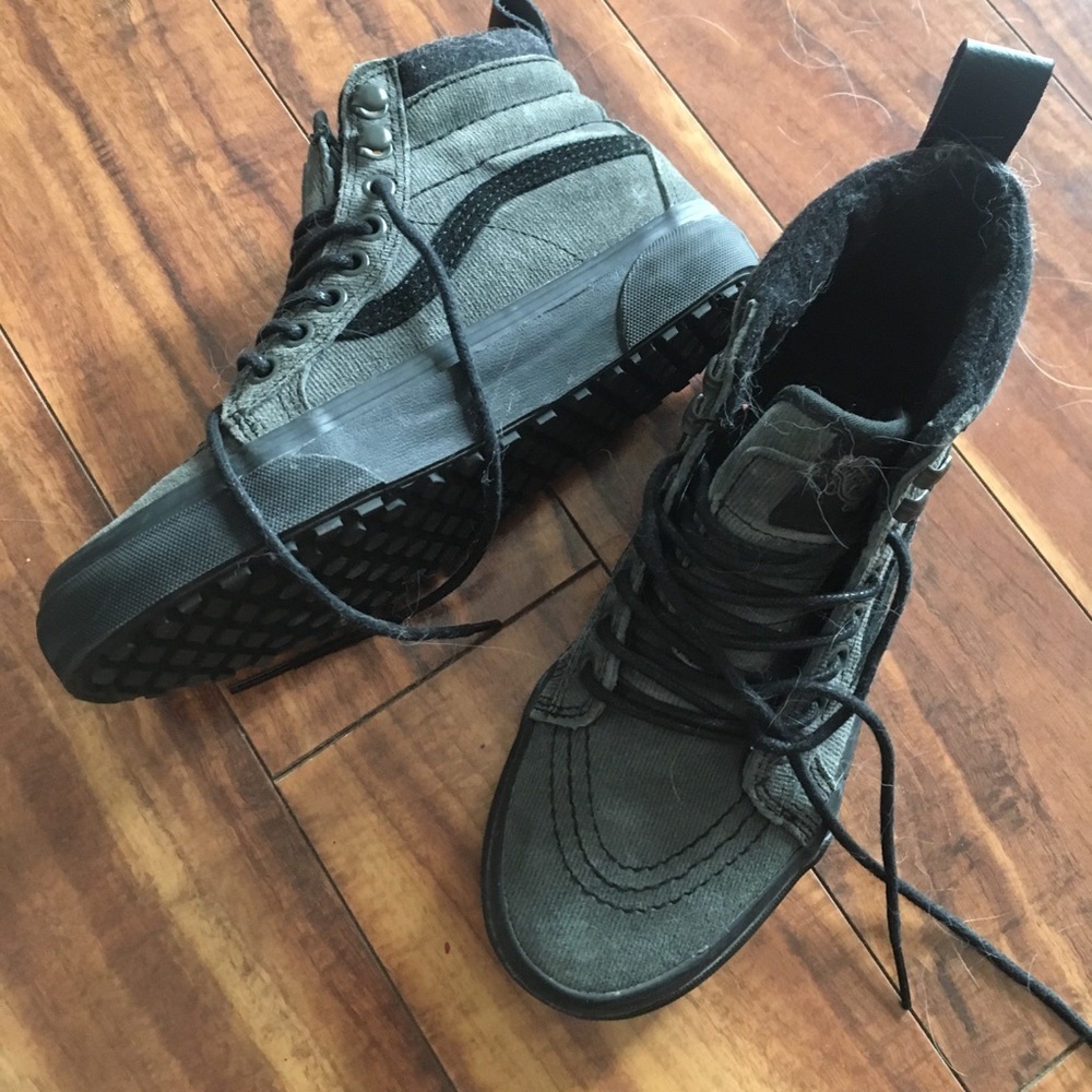 Winter vans with extra grip on the bottom
